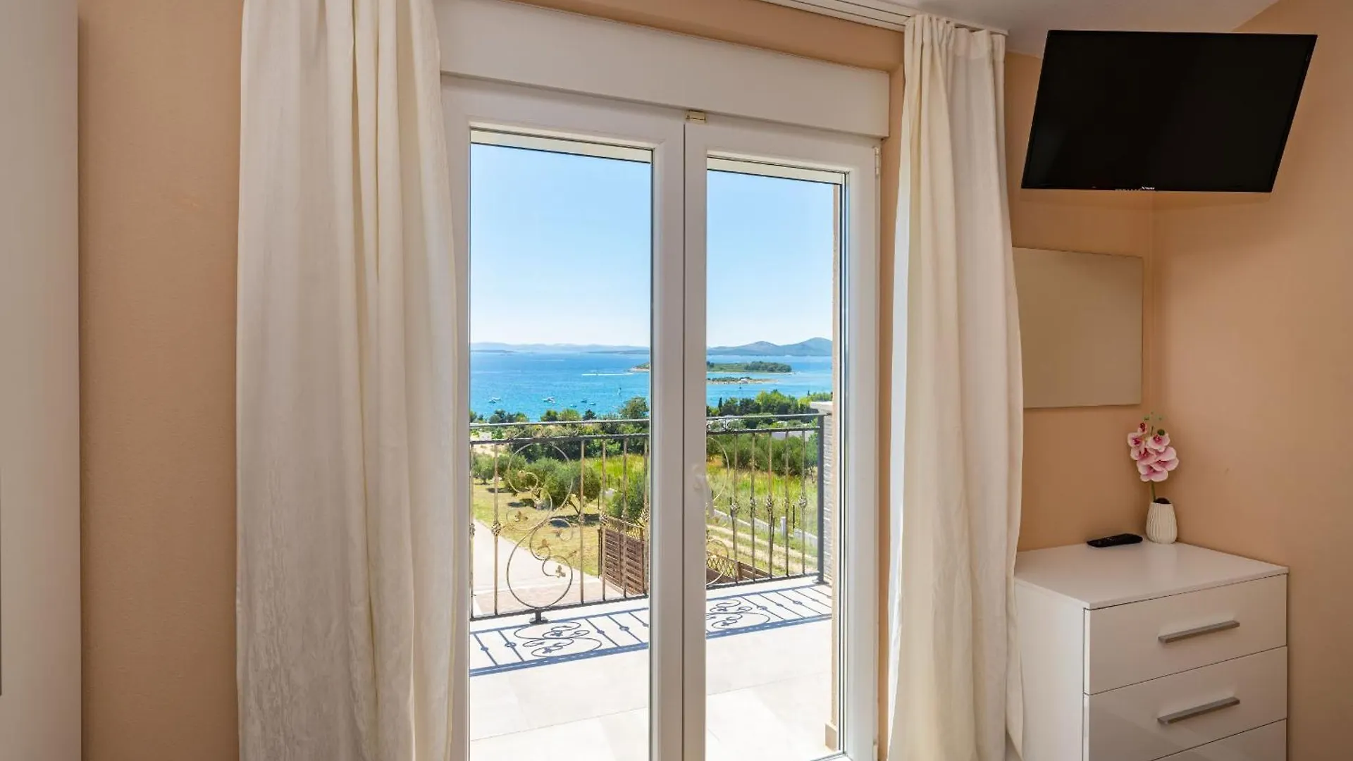My Dalmatia - Sea View Villa Tonka With Private Swimming Pool And Home Gym Pakostane 0*,