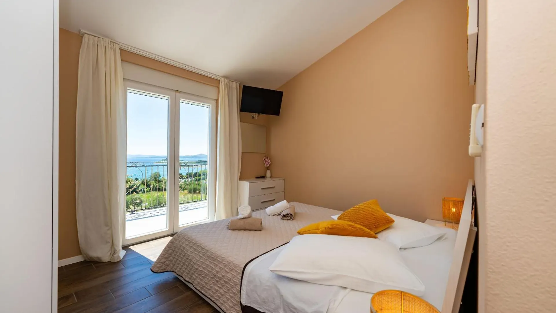 My Dalmatia - Sea View Villa Tonka With Private Swimming Pool And Home Gym Pakostane 0*,